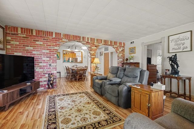 6564 N Crapo Road, Saint Louis, MI 48880