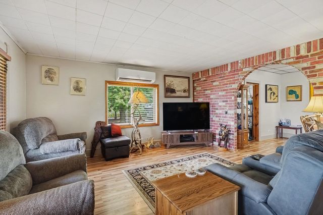 6564 N Crapo Road, Saint Louis, MI 48880