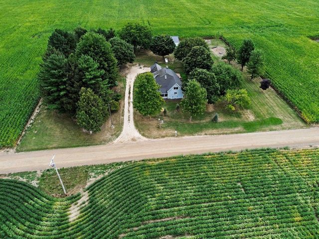6564 N Crapo Road, Saint Louis, MI 48880