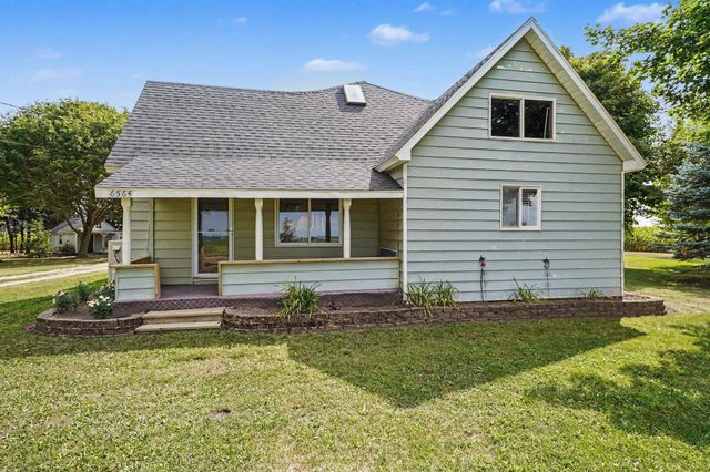 6564 N Crapo Road, Saint Louis, MI 48880