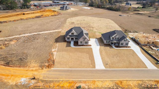 106 Pridgen Pass, Perry, GA 31069