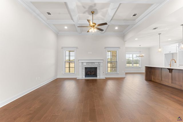 106 Pridgen Pass, Perry, GA 31069