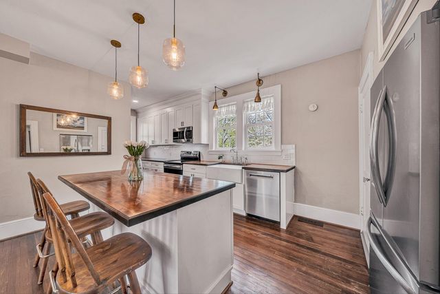 2401 Laburnum AVE, Roanoke, VA 24015