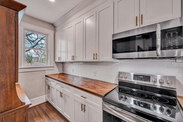 2401 Laburnum AVE, Roanoke, VA 24015