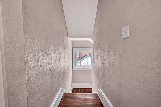 2401 Laburnum AVE, Roanoke, VA 24015