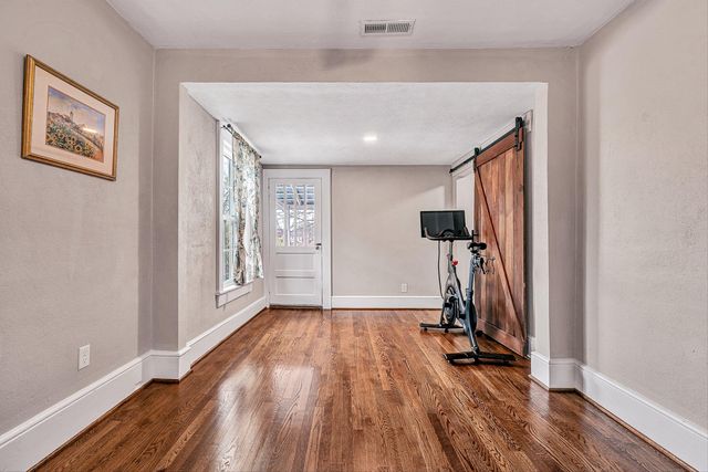 2401 Laburnum AVE, Roanoke, VA 24015