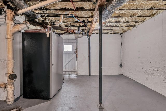 2401 Laburnum AVE, Roanoke, VA 24015