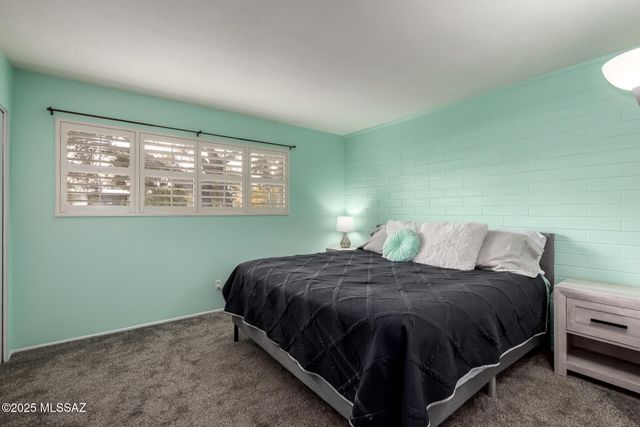 1330 S Avenida Polar Apt E12, Tucson, AZ 85710