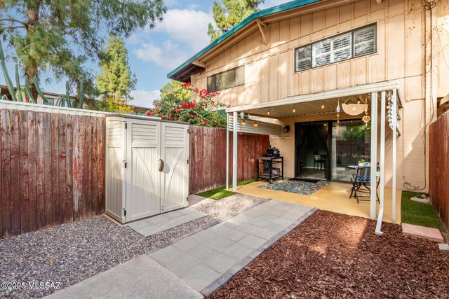 1330 S Avenida Polar Apt E12, Tucson, AZ 85710