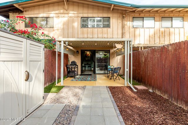 1330 S Avenida Polar Apt E12, Tucson, AZ 85710