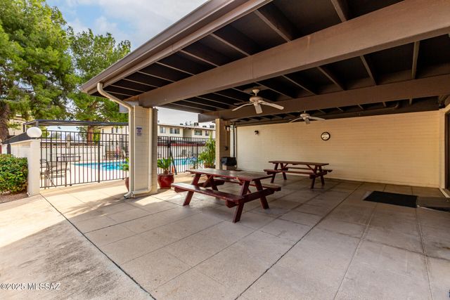 1330 S Avenida Polar Apt E12, Tucson, AZ 85710