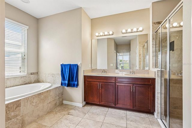 17628 BRIGHT WHEAT DRIVE, Lithia, FL 33547