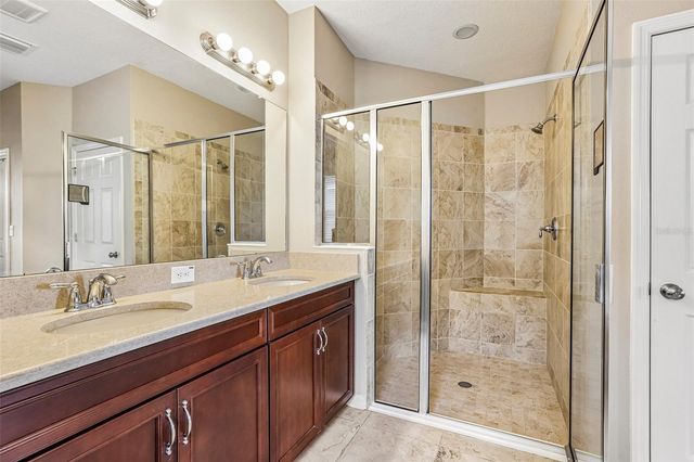 17628 BRIGHT WHEAT DRIVE, Lithia, FL 33547