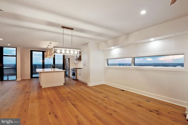 923 STONE HARBOR BLVD W, Stone Harbor, NJ 08247