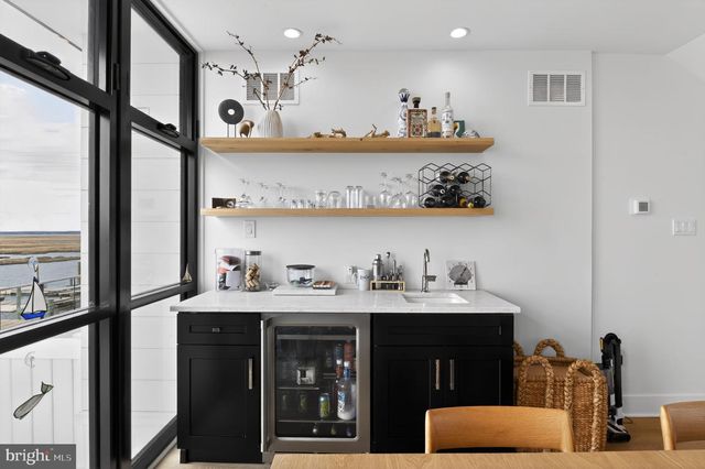 923 STONE HARBOR BLVD W, Stone Harbor, NJ 08247