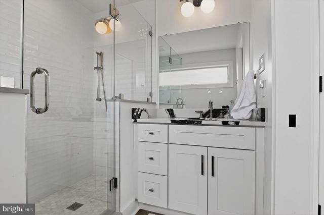 923 STONE HARBOR BLVD W, Stone Harbor, NJ 08247