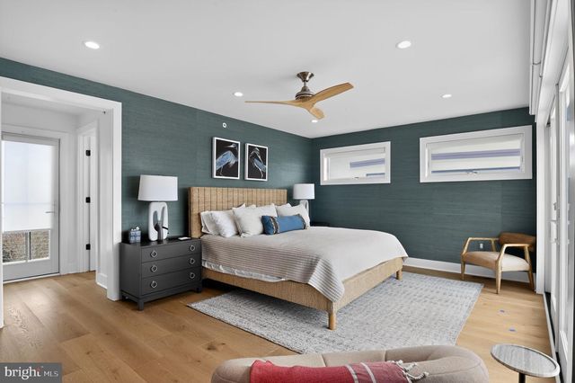 923 STONE HARBOR BLVD W, Stone Harbor, NJ 08247