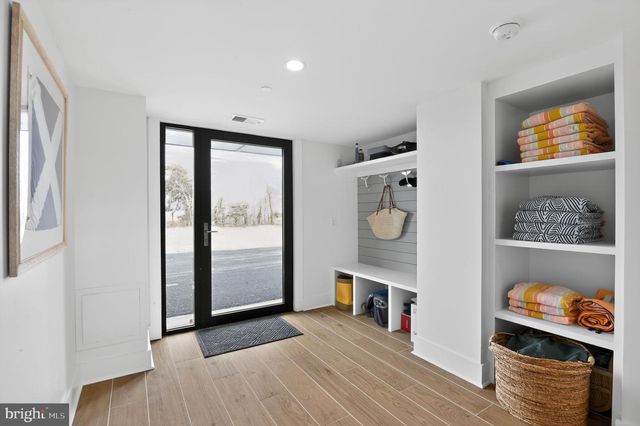 923 STONE HARBOR BLVD W, Stone Harbor, NJ 08247