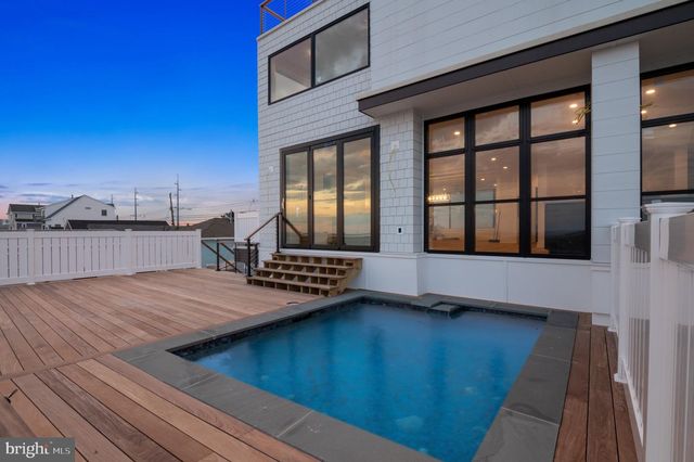 923 STONE HARBOR BLVD W, Stone Harbor, NJ 08247