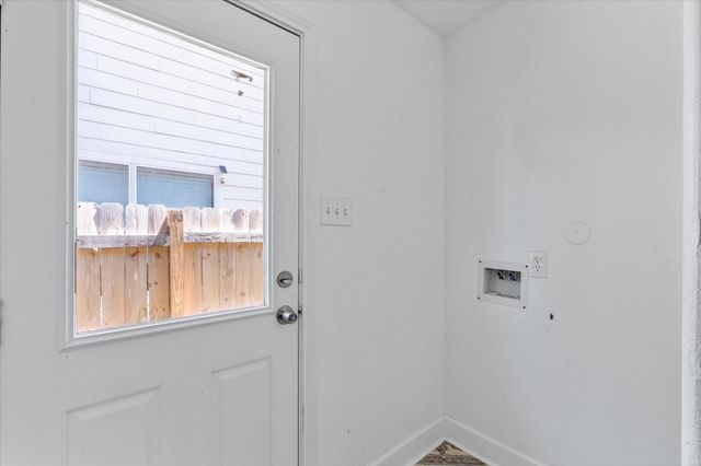 1410 Hade Falls Lane, Houston, TX 77073