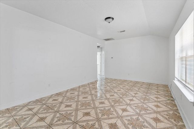 1410 Hade Falls Lane, Houston, TX 77073