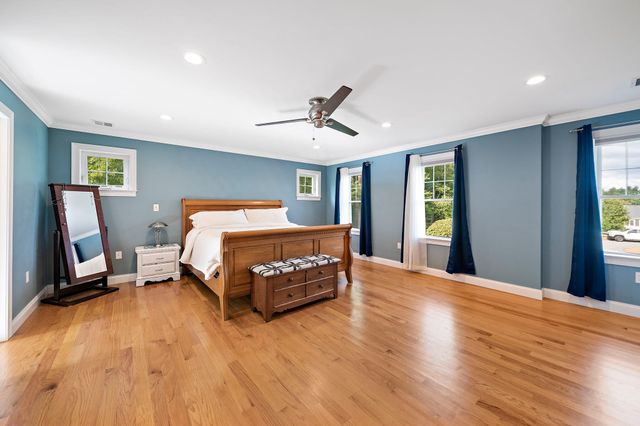 10 Split Rail Lane, Halifax, MA 02338