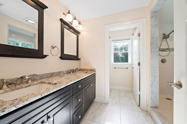 10 Split Rail Lane, Halifax, MA 02338
