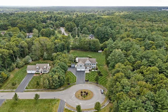 10 Split Rail Lane, Halifax, MA 02338