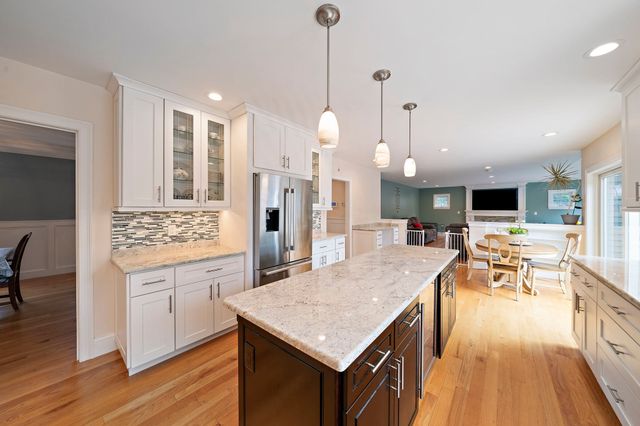 10 Split Rail Lane, Halifax, MA 02338