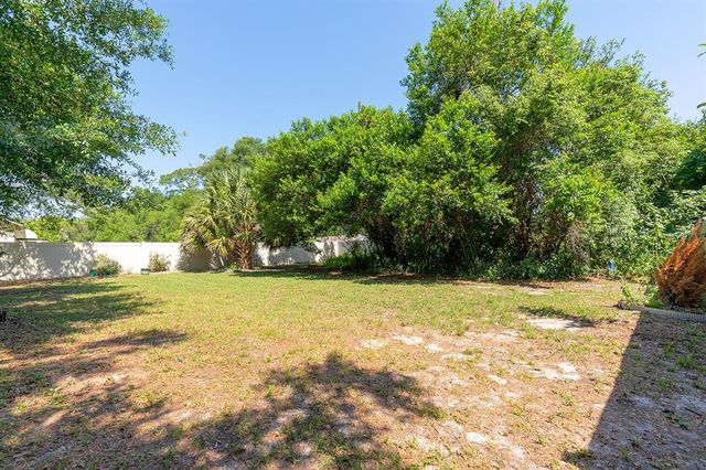 18 PALMIRA ROAD, Debary, FL 32713
