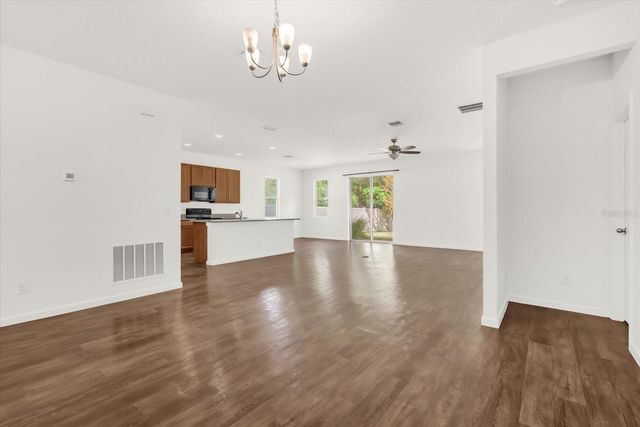 2367 LINER AVENUE, Apopka, FL 32703