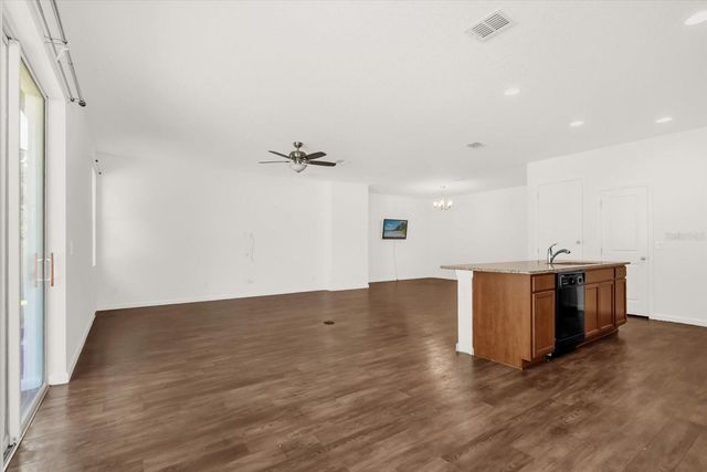 2367 LINER AVENUE, Apopka, FL 32703