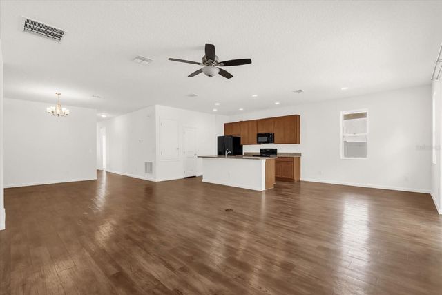 2367 LINER AVENUE, Apopka, FL 32703