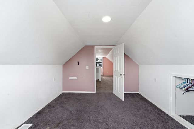 1006 S 11th Avenue, Marshalltown, IA 50158