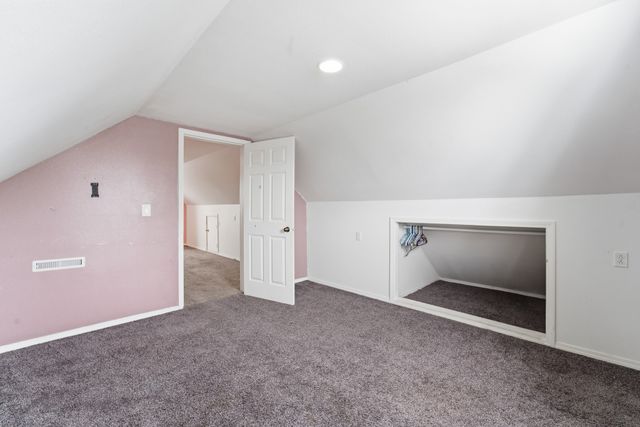 1006 S 11th Avenue, Marshalltown, IA 50158