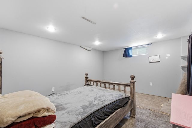 1006 S 11th Avenue, Marshalltown, IA 50158