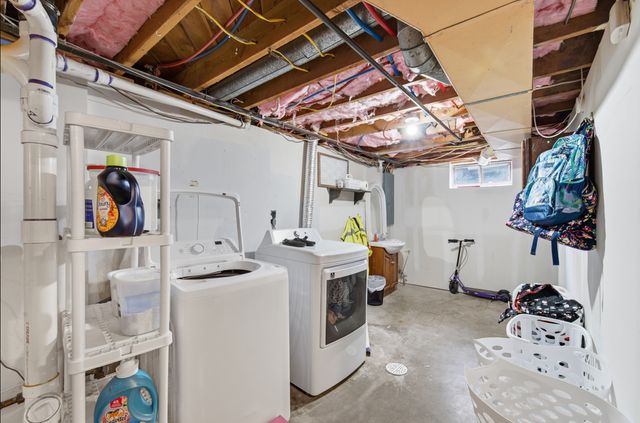 1006 S 11th Avenue, Marshalltown, IA 50158