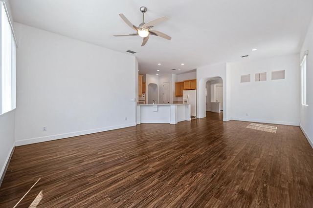 1700 Charm Way, Sacramento, CA 95835