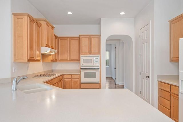 1700 Charm Way, Sacramento, CA 95835