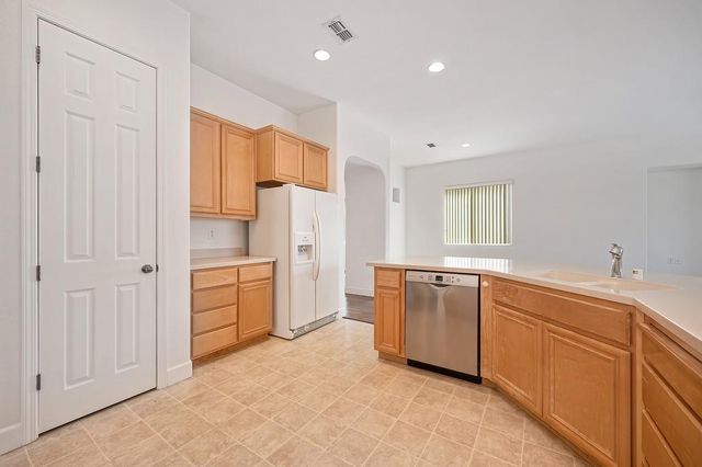 1700 Charm Way, Sacramento, CA 95835