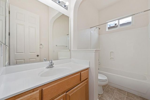 1700 Charm Way, Sacramento, CA 95835