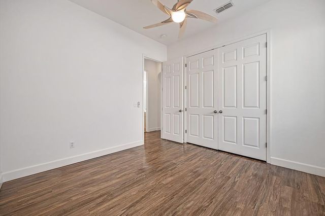 1700 Charm Way, Sacramento, CA 95835