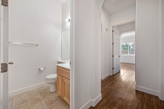 1700 Charm Way, Sacramento, CA 95835