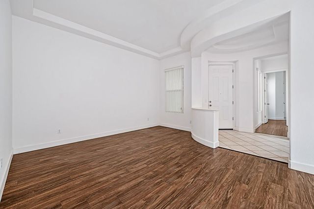 1700 Charm Way, Sacramento, CA 95835