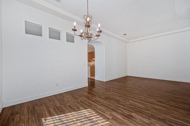 1700 Charm Way, Sacramento, CA 95835