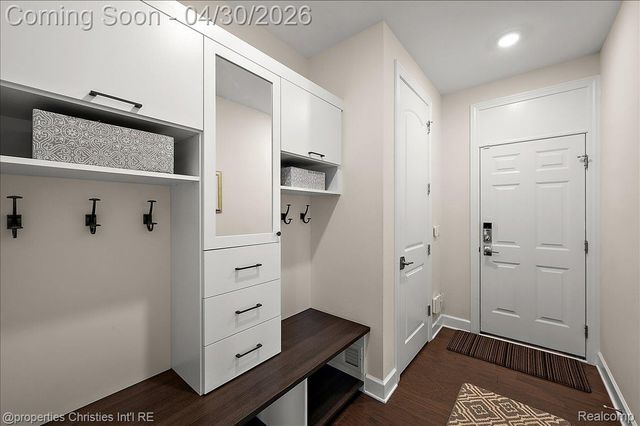 23971 Presidio Lane, Novi, MI 48374