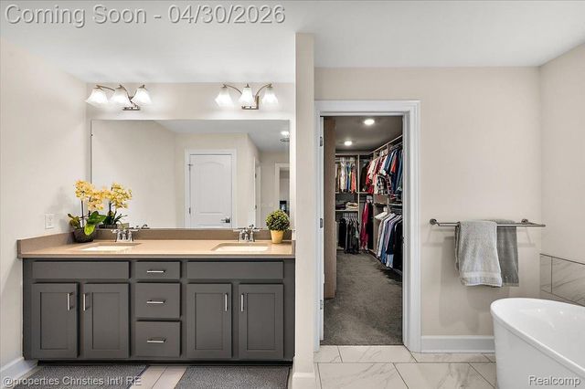 23971 Presidio Lane, Novi, MI 48374