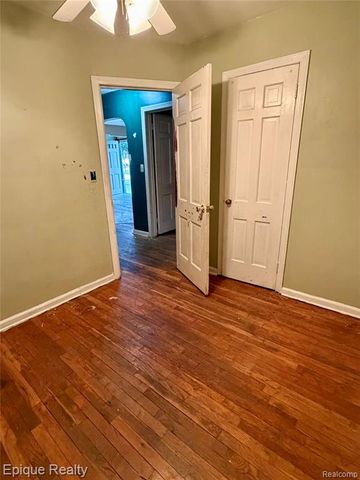 4409 Pengelly Road, Flint, MI 48507