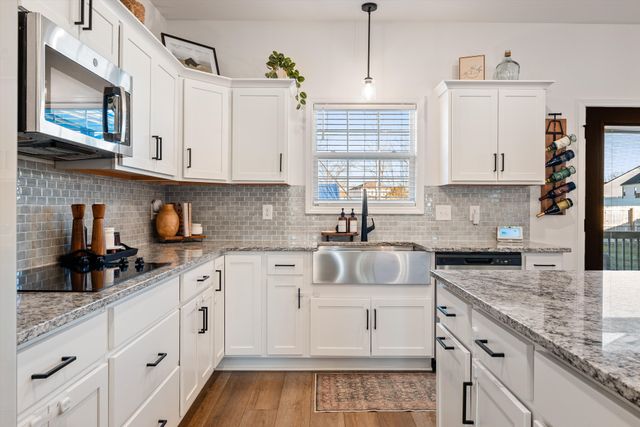 2047 Ireland Way, Clarksville, TN 37042