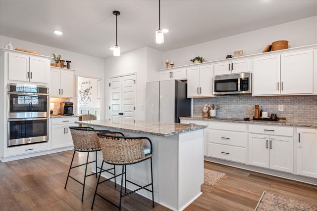 2047 Ireland Way, Clarksville, TN 37042